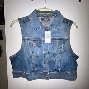 Torrid Light Blue Crop Denim Jacket Sz 0